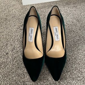 Jimmy Choo green velvet heels never worn size 38.5